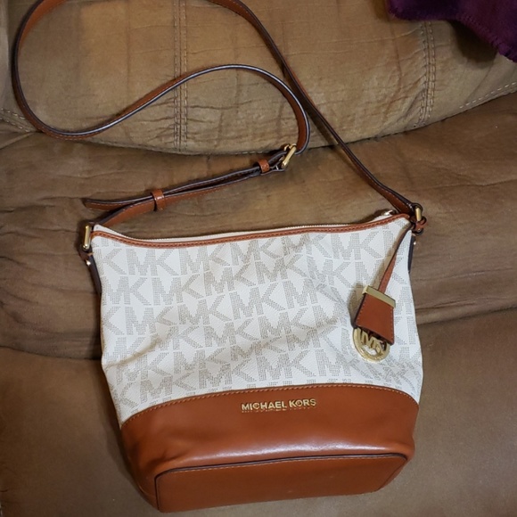 Michael Kors Handbags - Michael Kors purse